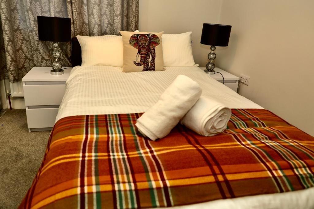 Aqua Dreams - Serviced Luxury Modern Belfast City Centre 2 Bed Apartment Экстерьер фото
